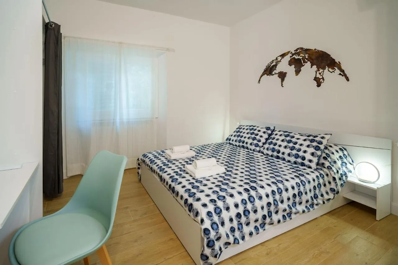 Giotto Apartment Florence 0*,