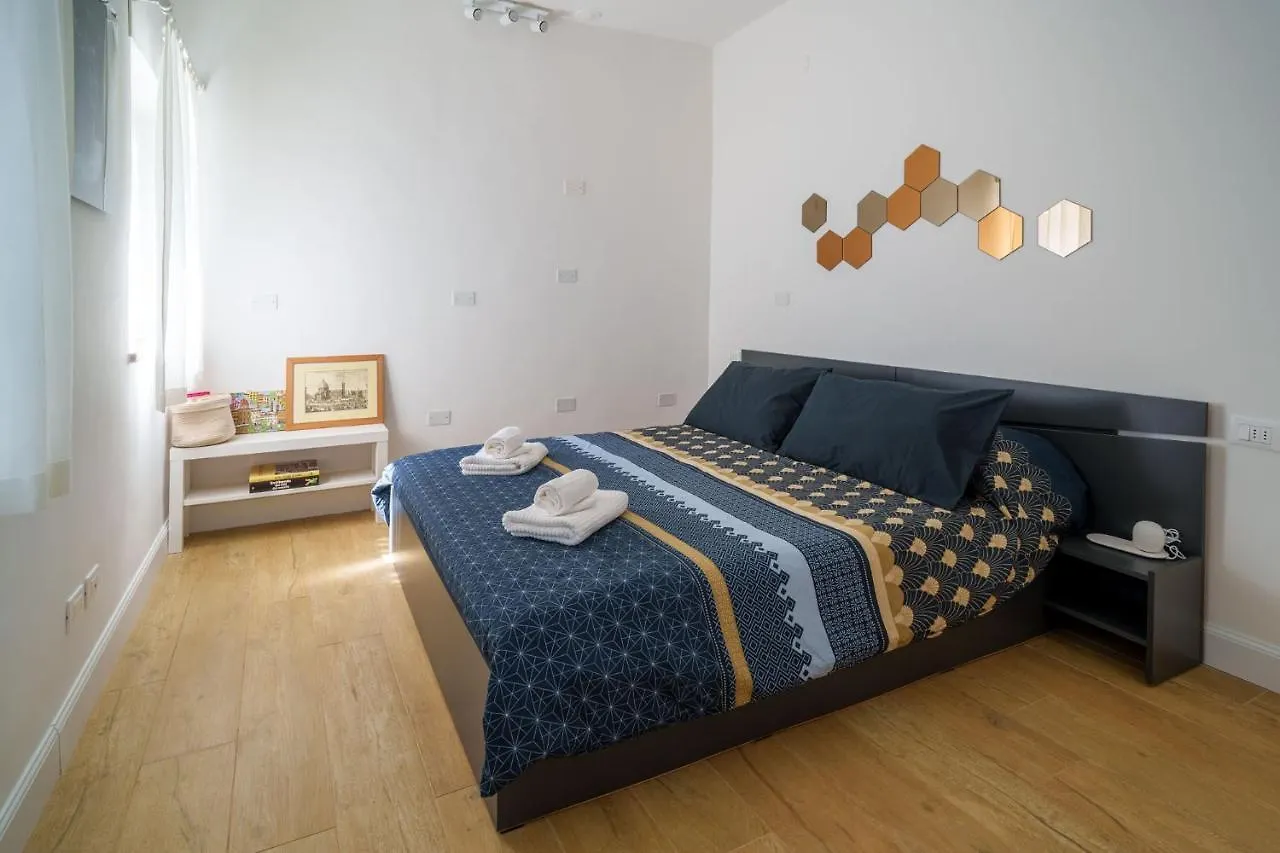 Giotto Apartment Florence Italy